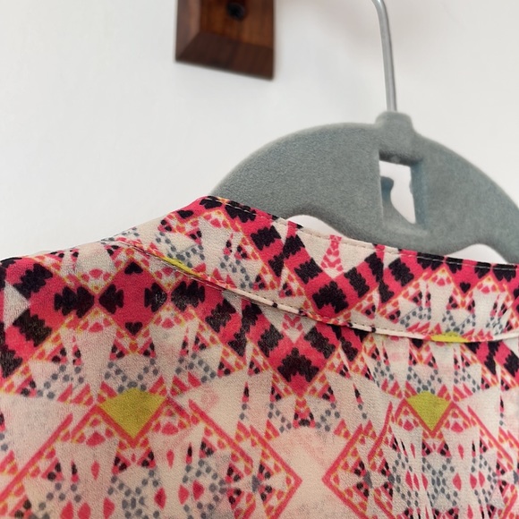 ANTHROPOLOGIE WOMENS BLOUSE LIKE NEW 0 BUTTONS - Picture 10 of 10